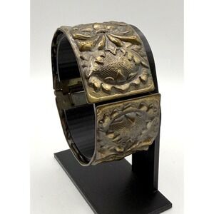 Vintage Hinged Botanical Cuff Bracelet Gold Tone Sunflower Style 8"